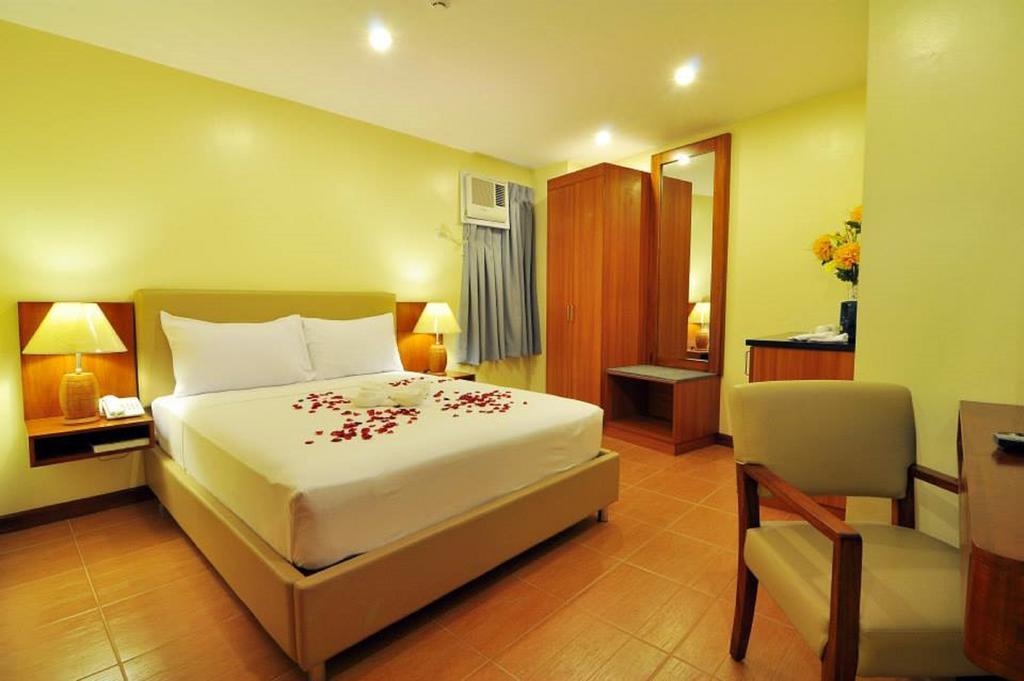 The Well Hotel Cebu Esterno foto