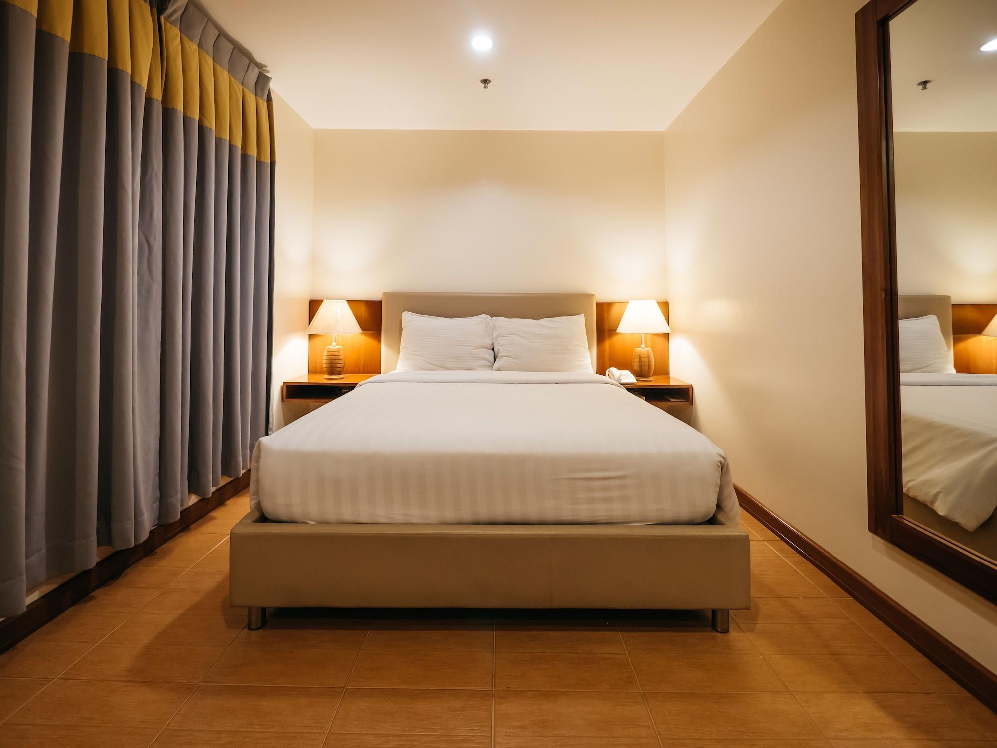 The Well Hotel Cebu Esterno foto